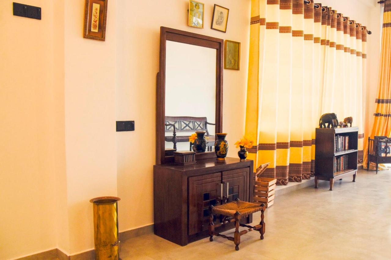 Kavin Beach Hotel Hikkaduwa Esterno foto