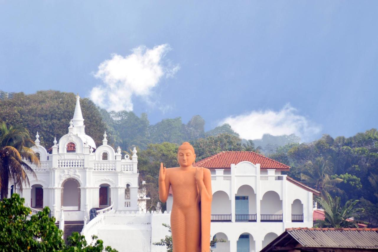 Kavin Beach Hotel Hikkaduwa Esterno foto
