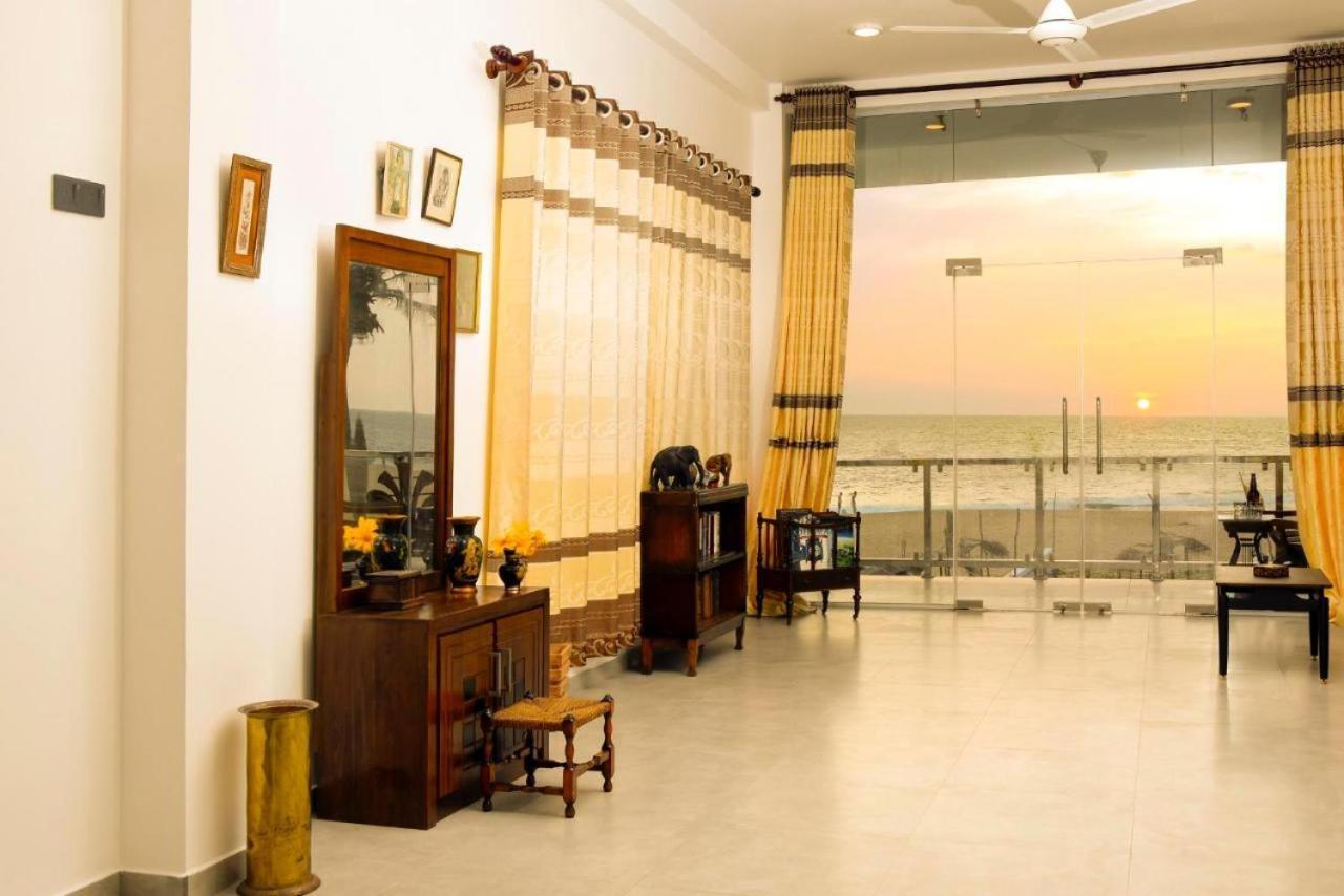 Kavin Beach Hotel Hikkaduwa Esterno foto