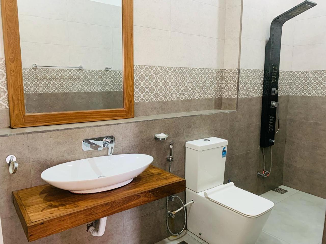 Kavin Beach Hotel Hikkaduwa Esterno foto
